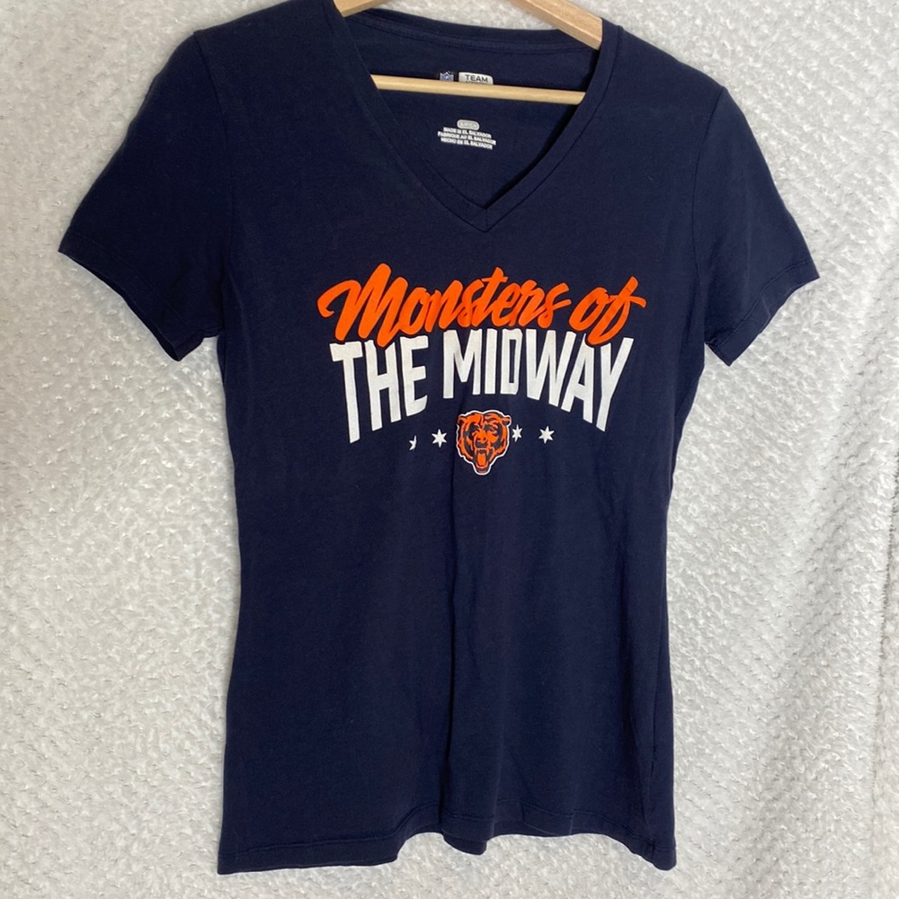 NFL team apparel Chicago Bears football t shirt